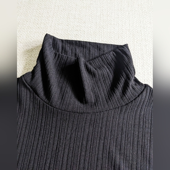 Free People Black Ribbed Sleeveless Turtleneck Bodysuit Women's SMALL L55440 NWT - Picture 5 of 14